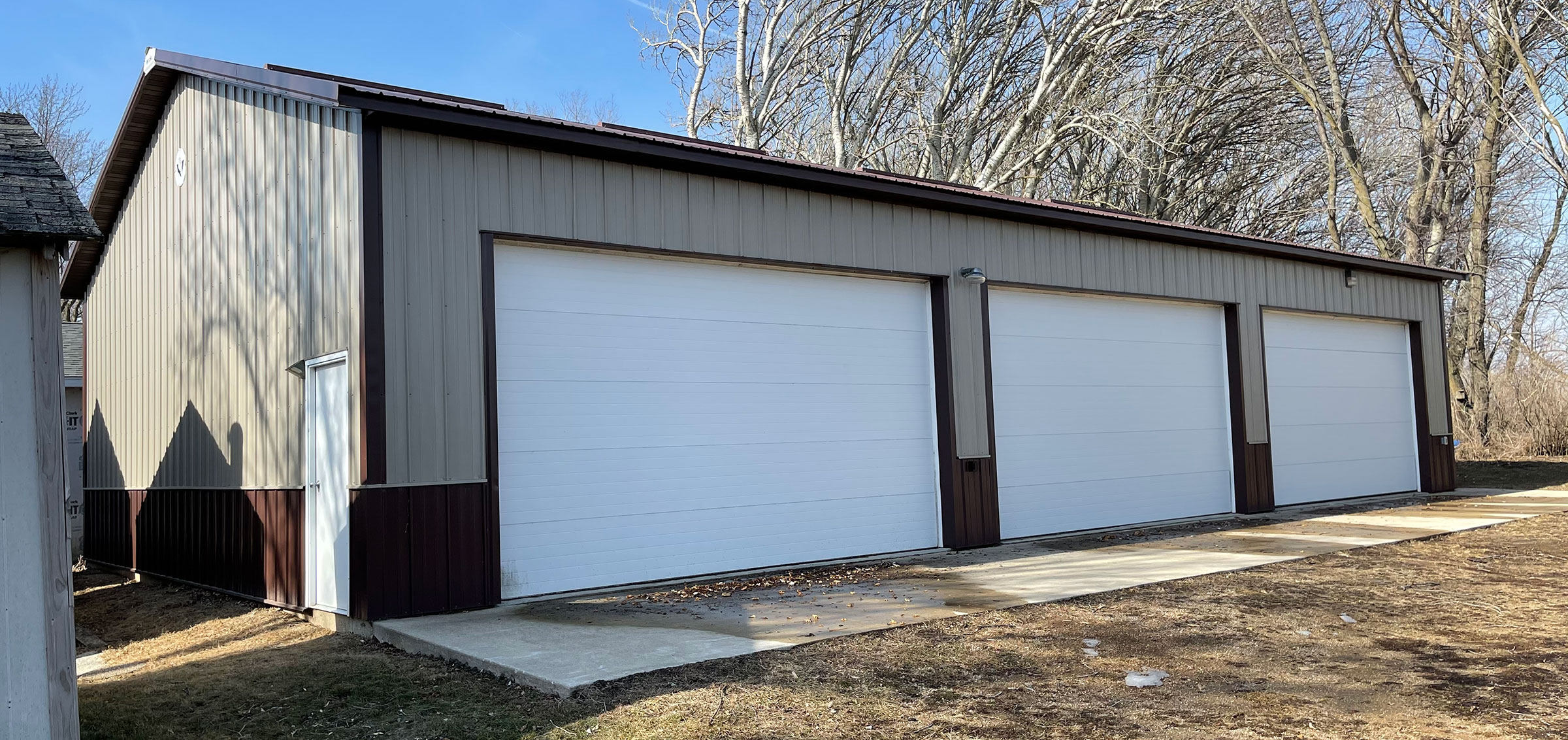 Pole barn Garages
